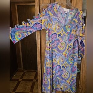 Ivy Road Sz M Paisley Print V-Neck, Metal Accented Cold Arm Dress